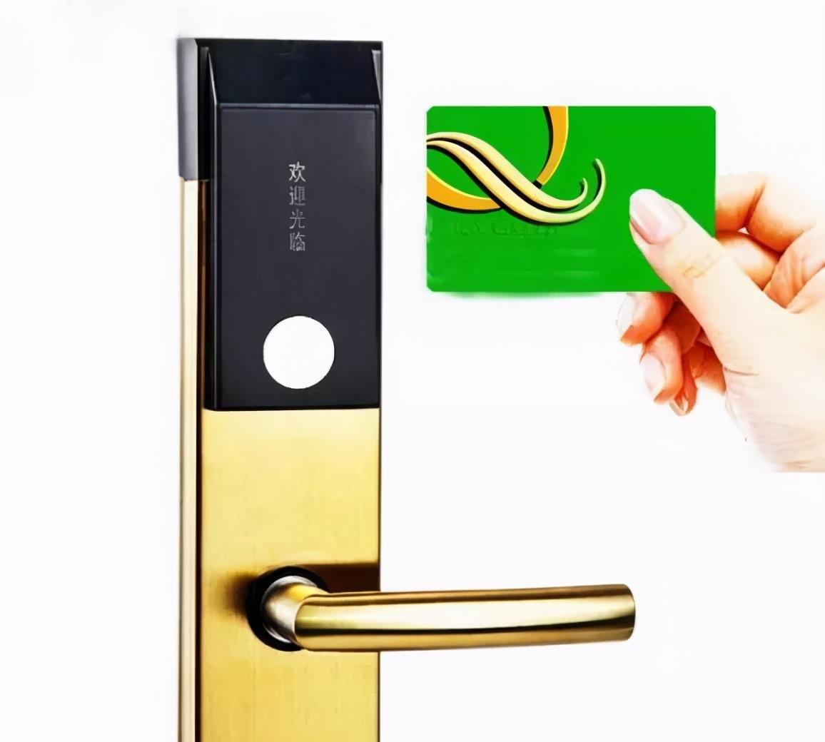 裝修門(mén)_夢(mèng)到買門(mén)裝修爭(zhēng)吵 七星彩_紅胡桃色門(mén)裝修效果圖