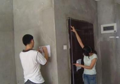現(xiàn)在流行住“毛坯房”？內(nèi)行人一句說破：不裝修也成高級房
