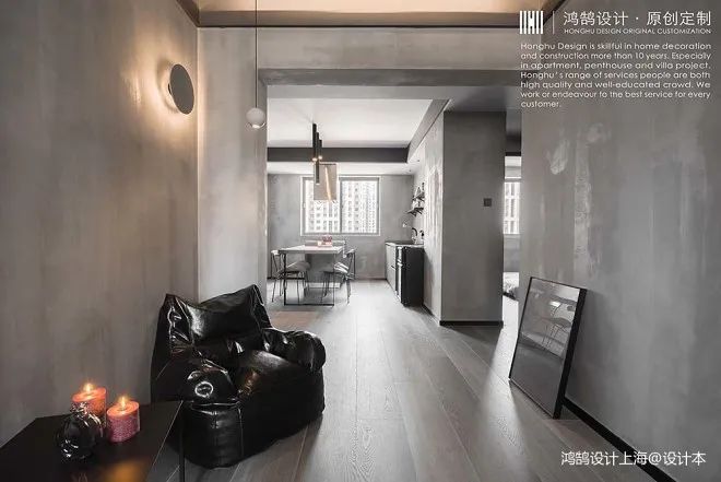 上海夫妻花25萬把家裝成“毛坯房”，無客廳+無中廚+無主燈，太太太太酷了！