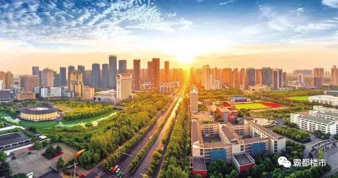 上千組客戶搶買，高新這盤火了！裝修新品馬上開盤！低首付、雙學(xué)區(qū)